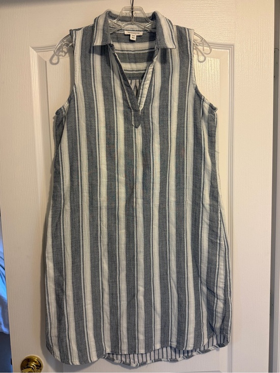 beachlunchlounge Other - beachlunchlounge Striped Sleeveless Swim Coverup in Blue and White